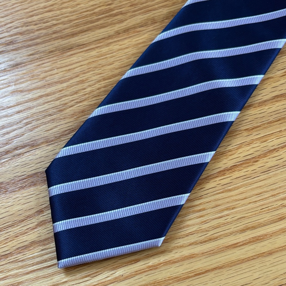 Classic Navy and Lavender Striped Tie